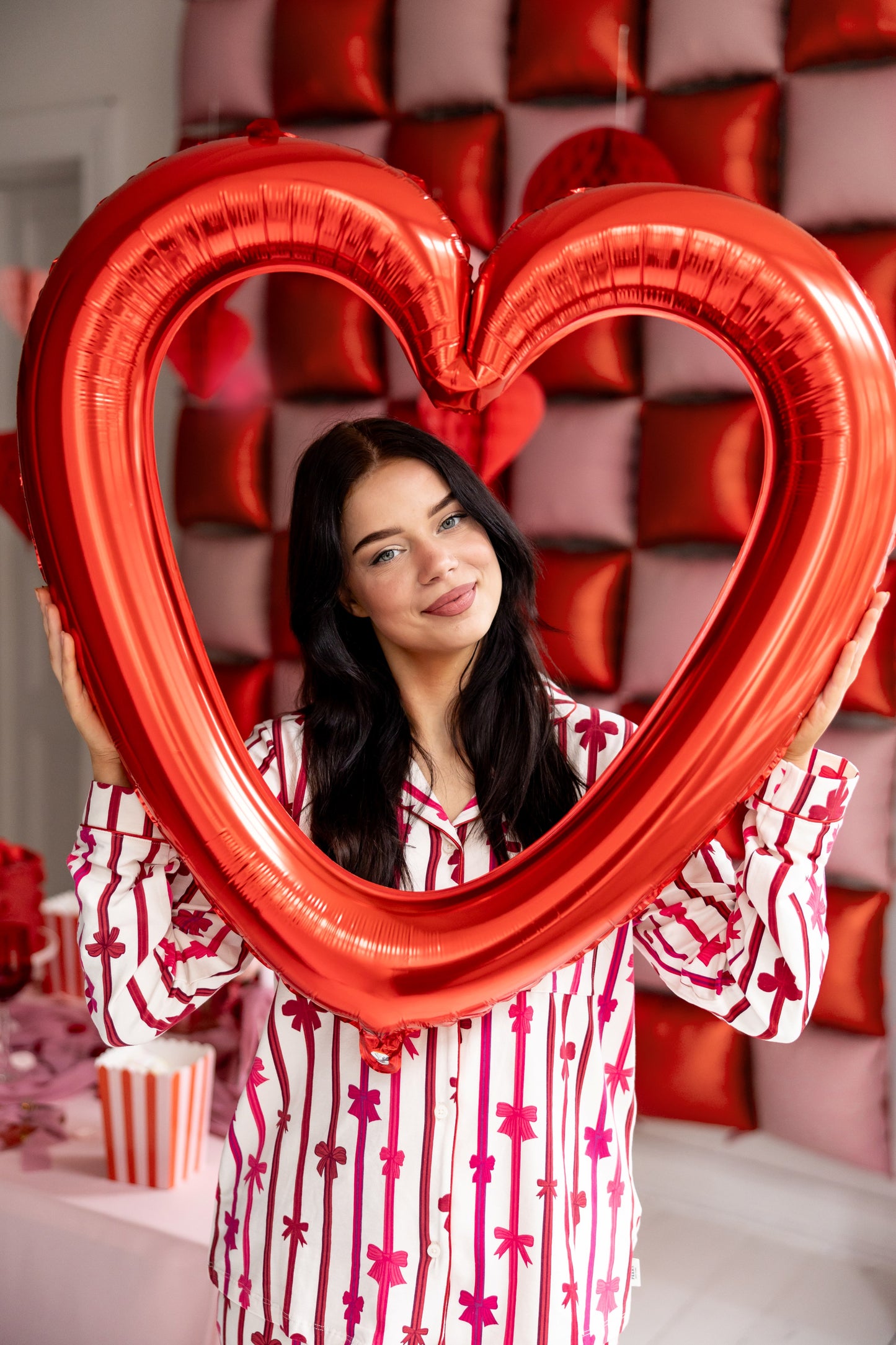 Red Heart Frame Balloon