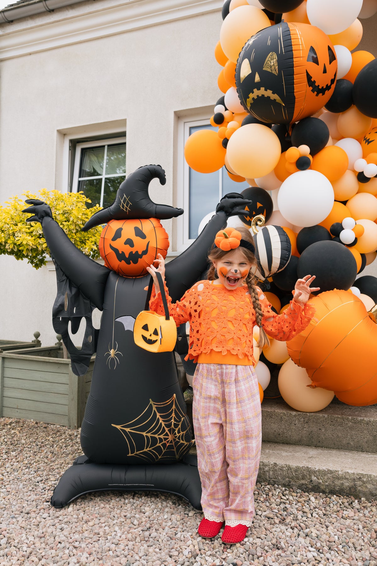 Standing Scarecrow Foil Balloon