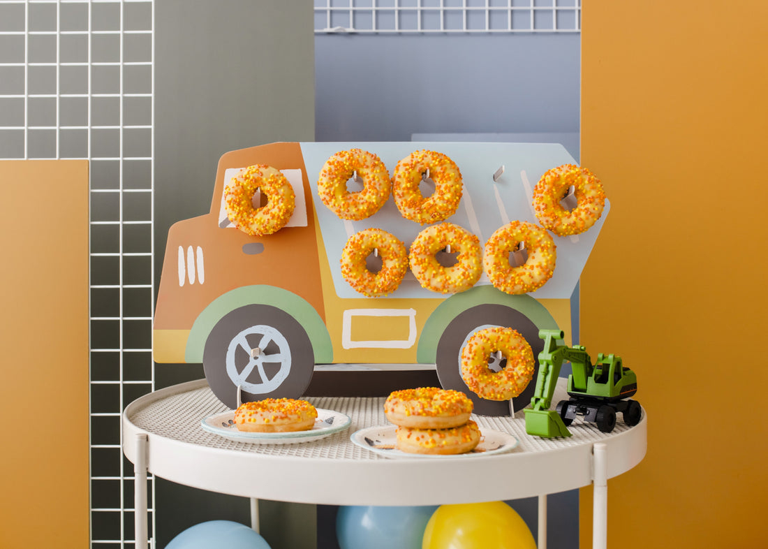 How to Create a Beautiful Snack Wall for a Birthday Party