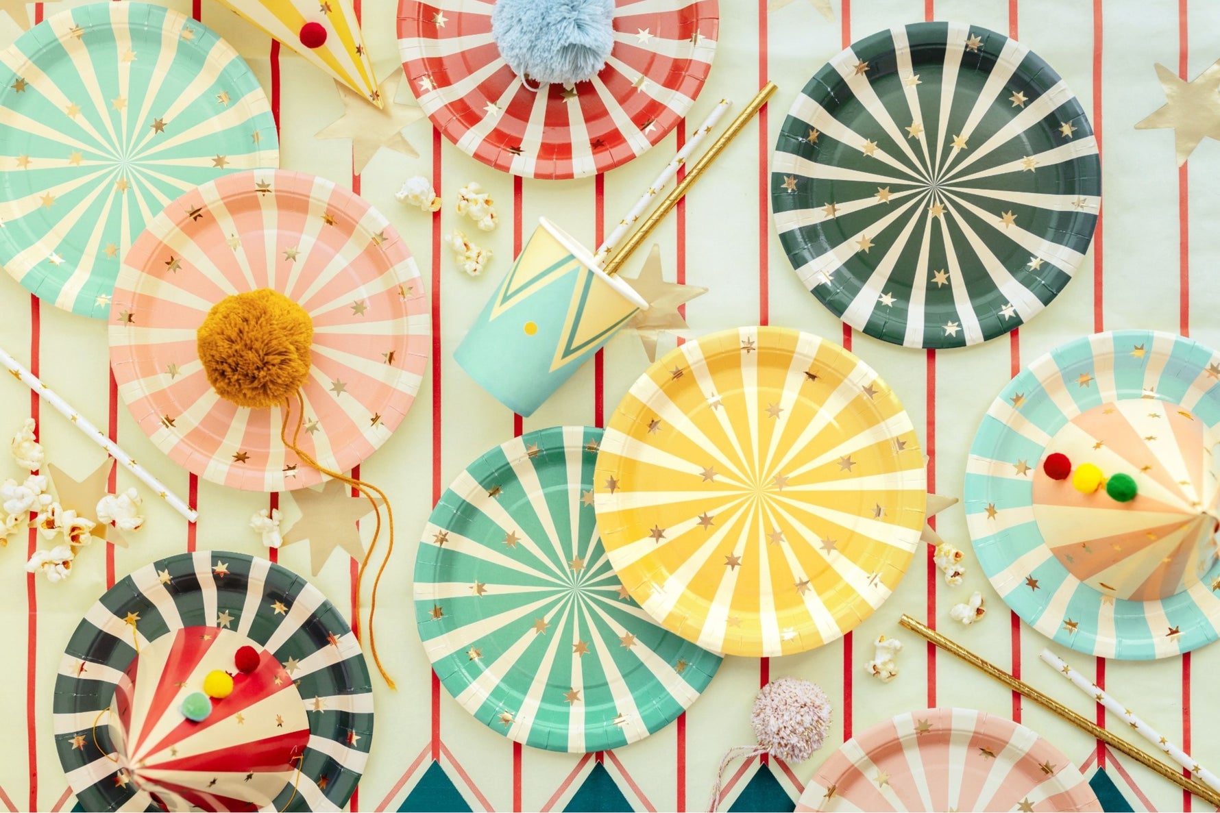 Magic Circus Tableware Set Up