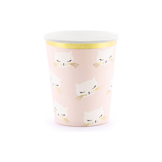 Pink paper cups with cute kitty faces and gold trim, ideal for drinks at cat-themed birthday parties.